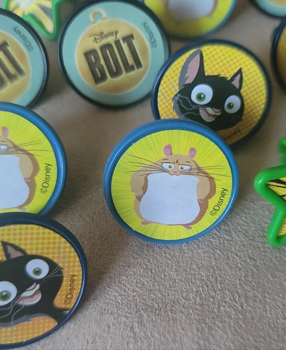 DISNEY Bolt Cupcake Ring Toppers